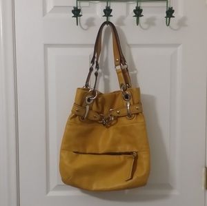 B. Makowsky Shoulder Bag